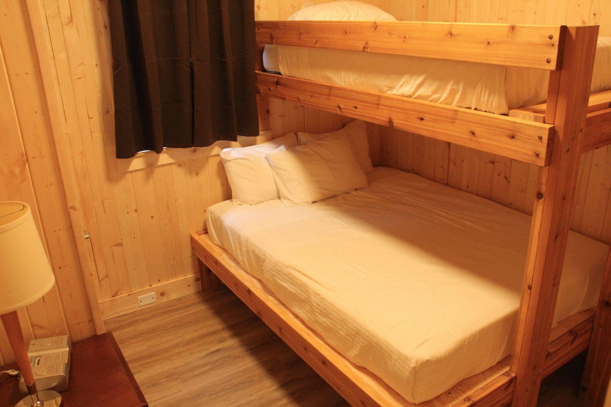 Manning Park Resort 3*
