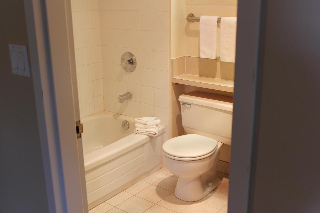 Manning Park Resort 3*