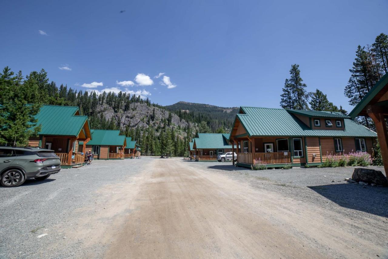 Resort Manning Park Resort 3*
