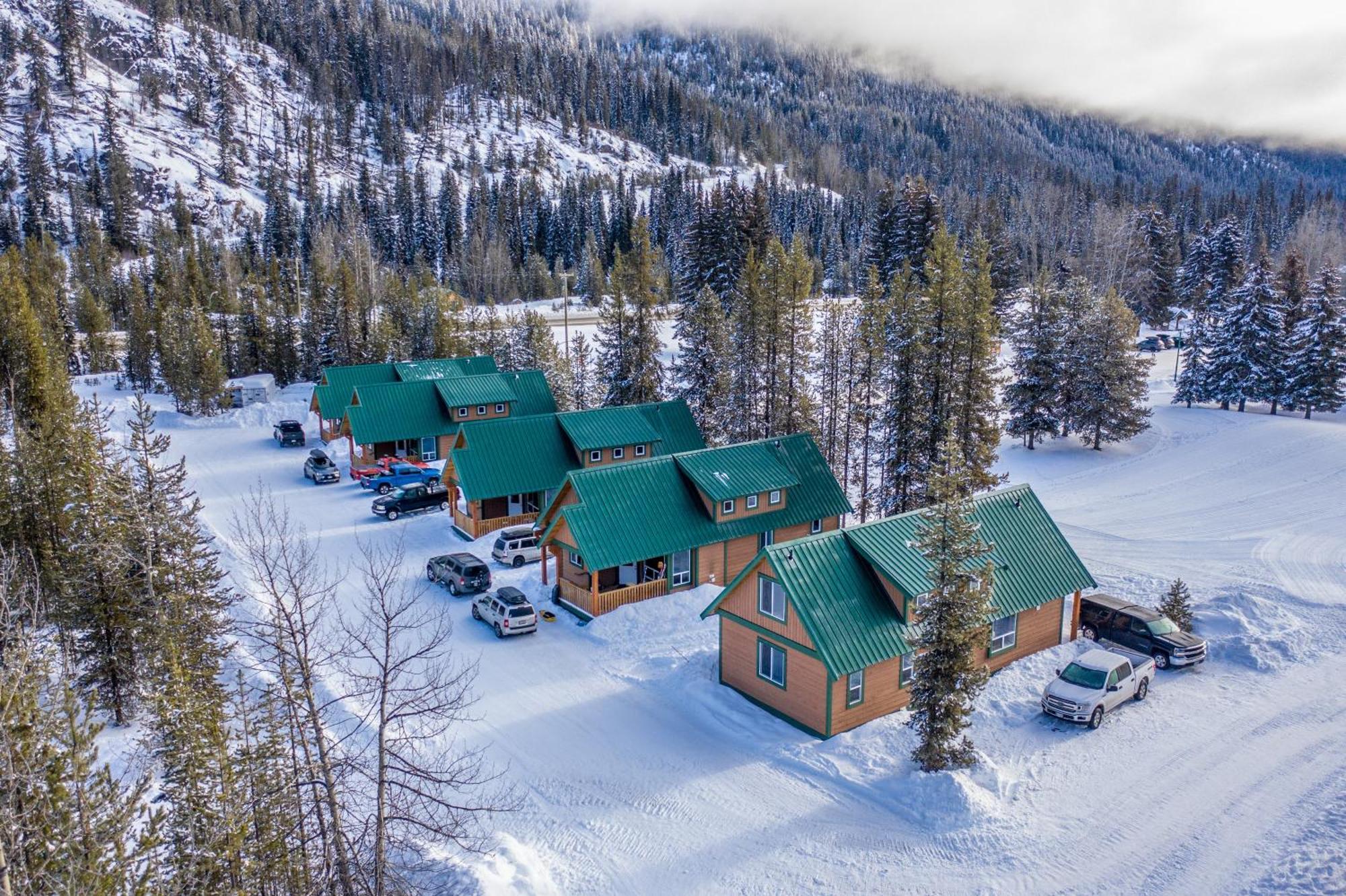 Manning Park Resort 3*